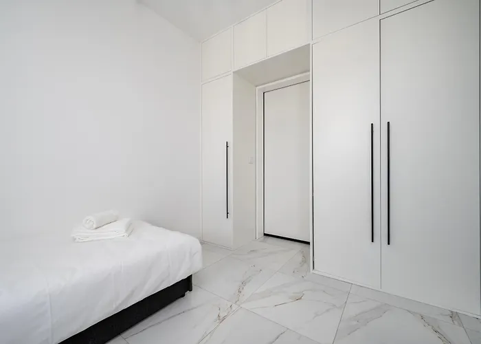 Kopcinskiego Superior