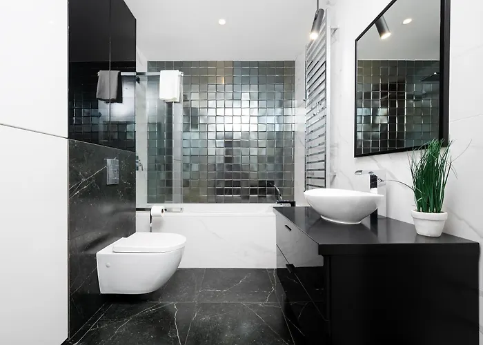 Kopcinskiego Superior * Łódź